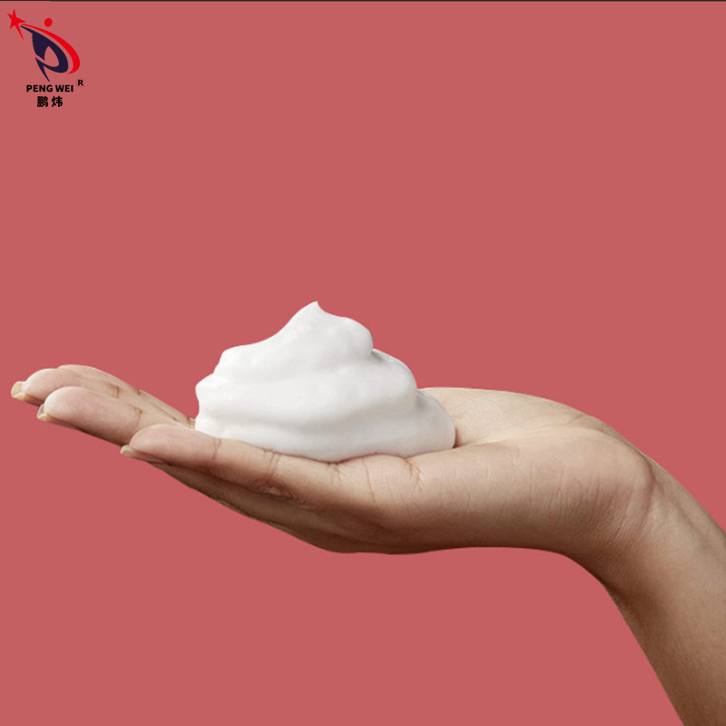Anti frisottez la cire de cheveux de mousse pulvérisent hydrater dénommer écument coutume de marque de distributeur de produits de cire de cheveux de femmes d'hommes de jet de cire de cheveux